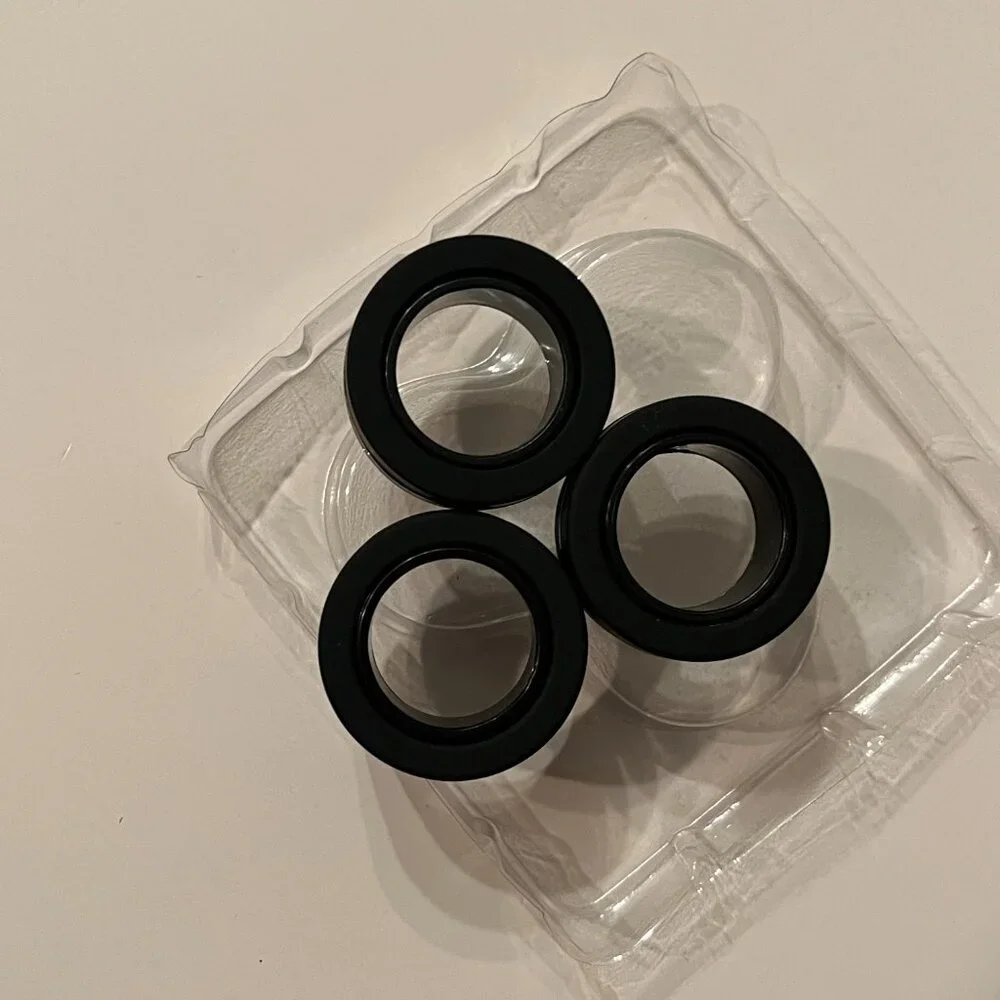 Magnetic Fidget Rings by Bunmo (3 pack / ages 8‎ and up)